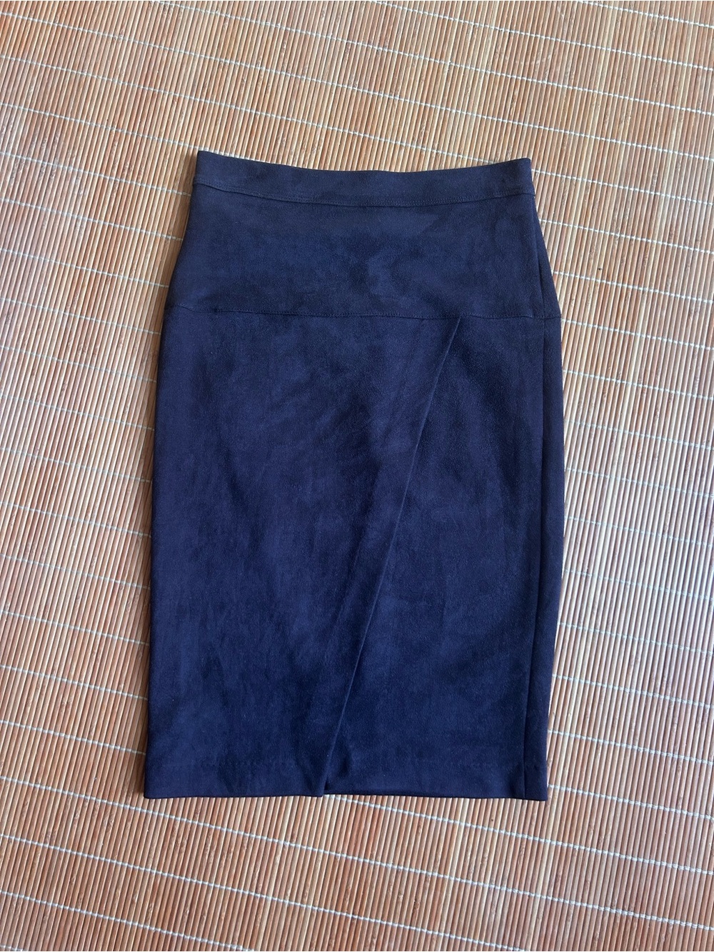 Classic Black Pencil Skirt - Sleek Office Essential